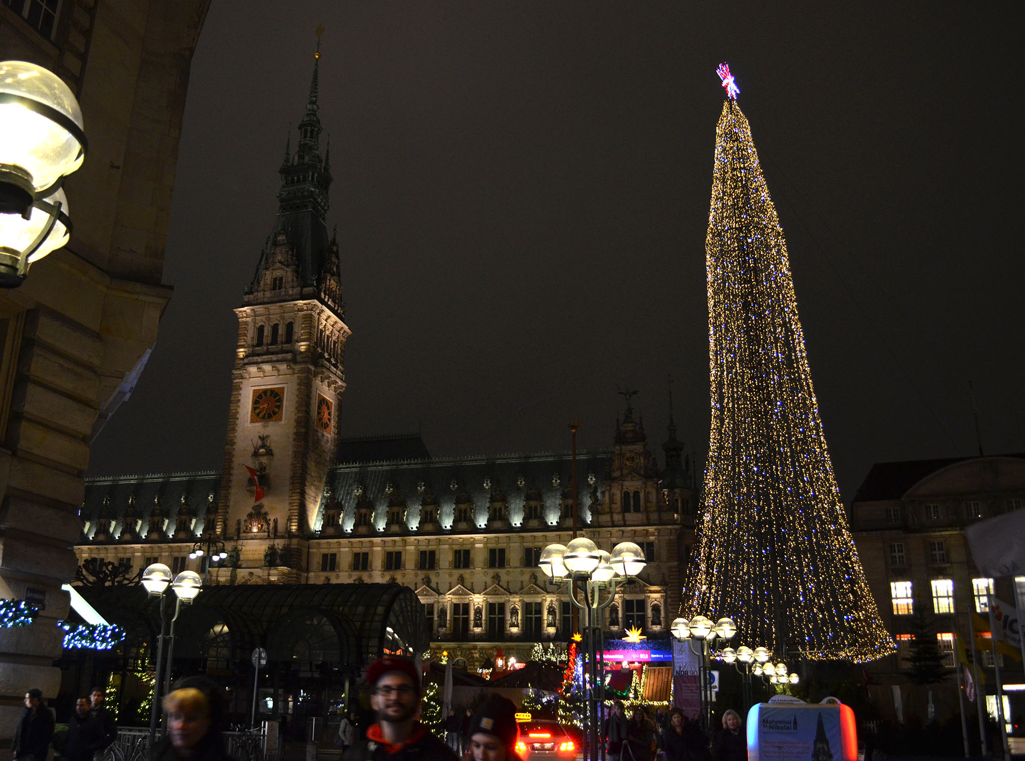 Rathaus Christmas Market